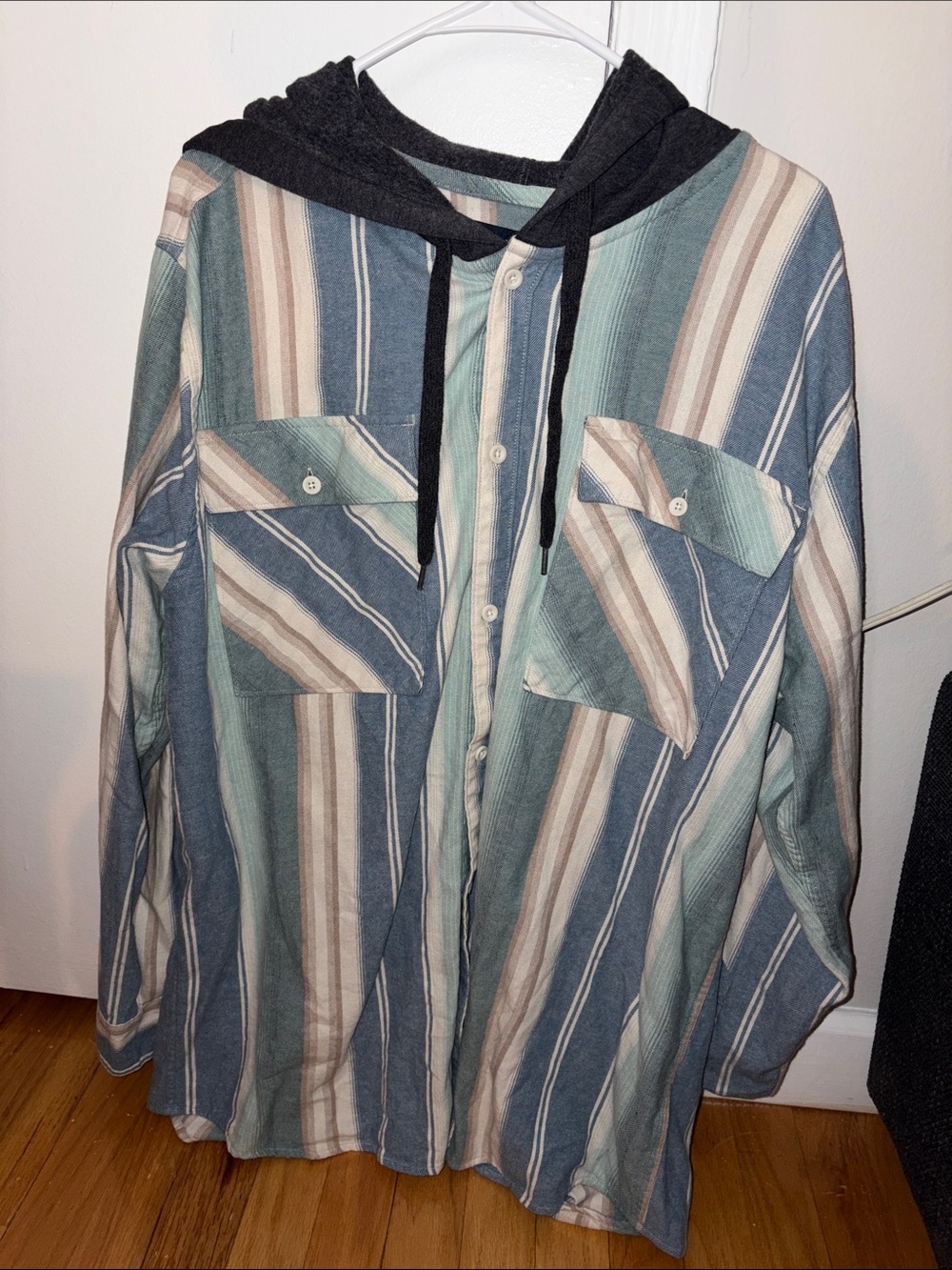 Trinity Coast Men’s Hooded Striped Button-Up Shirt